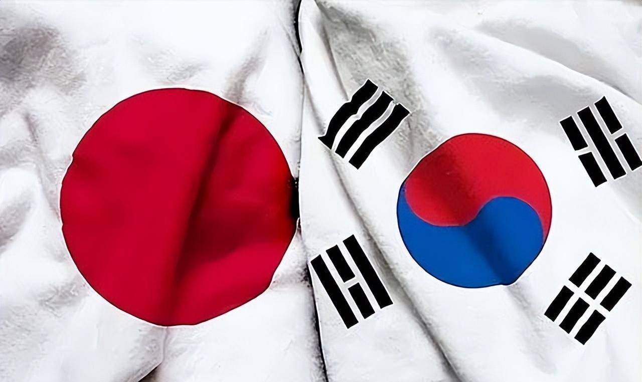 原创19年韩国光复节对日强硬的文在寅放低姿态民众被扇一耳光