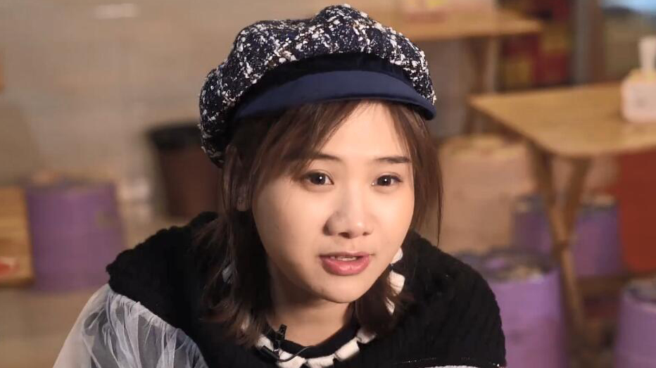 密子君说开一家烧烤店,跟市面上完全不同,粉丝:会被你吃亏本的