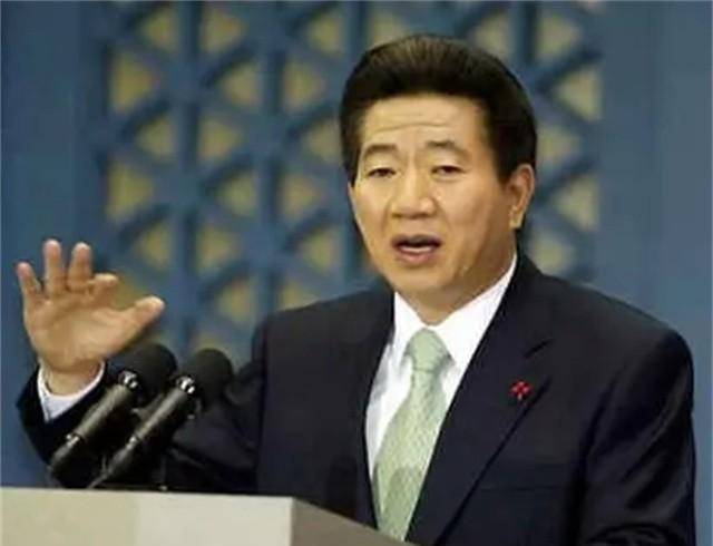 原创韩国前总统卢武铉跳崖身亡细节曾向警卫员要烟通过电脑留遗书