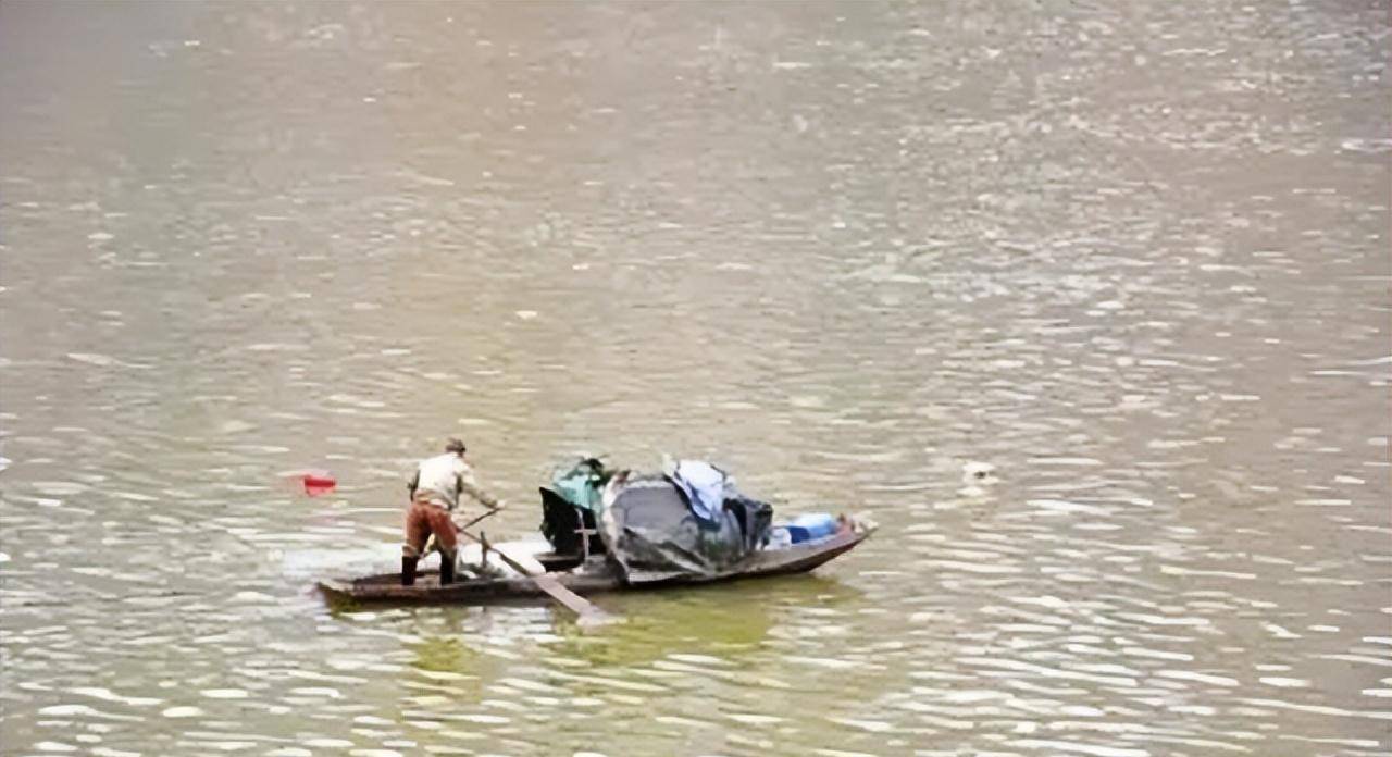 图17捞尸人这个行当也有自己的规矩,他们会尽量不损