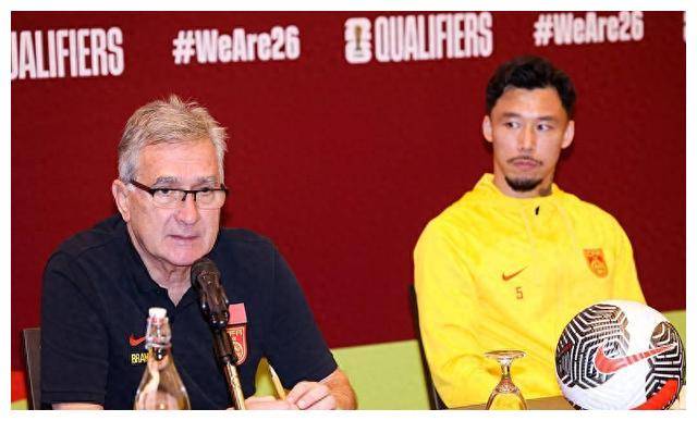 原创李可被开除国足真相大白内部混乱教练或负主责