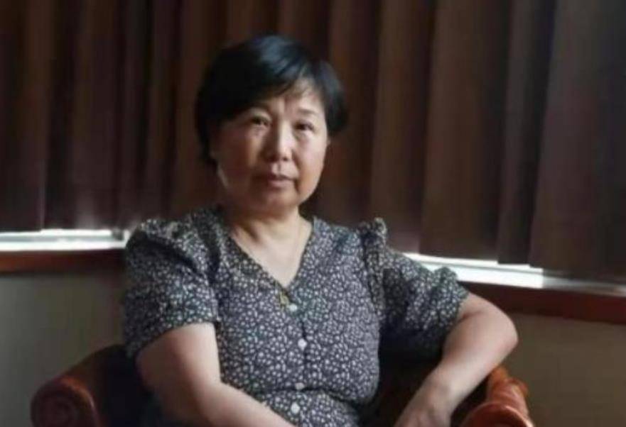 儿子患肝癌查出非亲生,父母起诉对家偷换孩子,却查出医院给错了_许敏