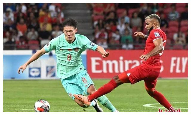 中国男足客场遗憾战平新加坡队世预赛悬念升温