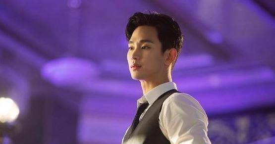 原创爱的迫降金秀贤德鲁纳后再客串崔智友本色出场圆迷弟偶像梦