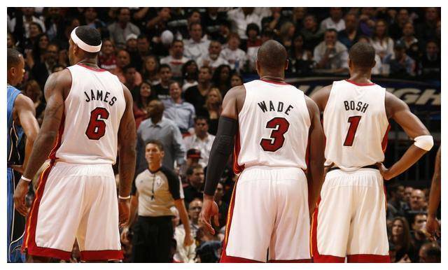 詹姆斯夺冠,历史第一?所有人所谓的抱团不就是这样吗?