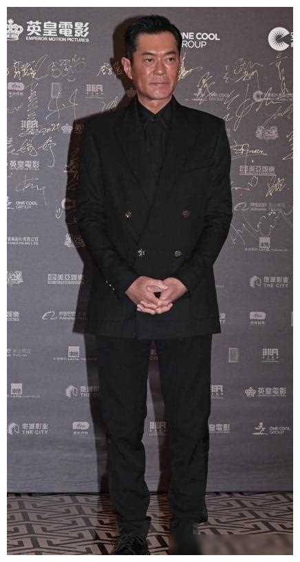 原创港星齐聚闪耀古天乐发光洪金宝老将伍咏薇叶子楣