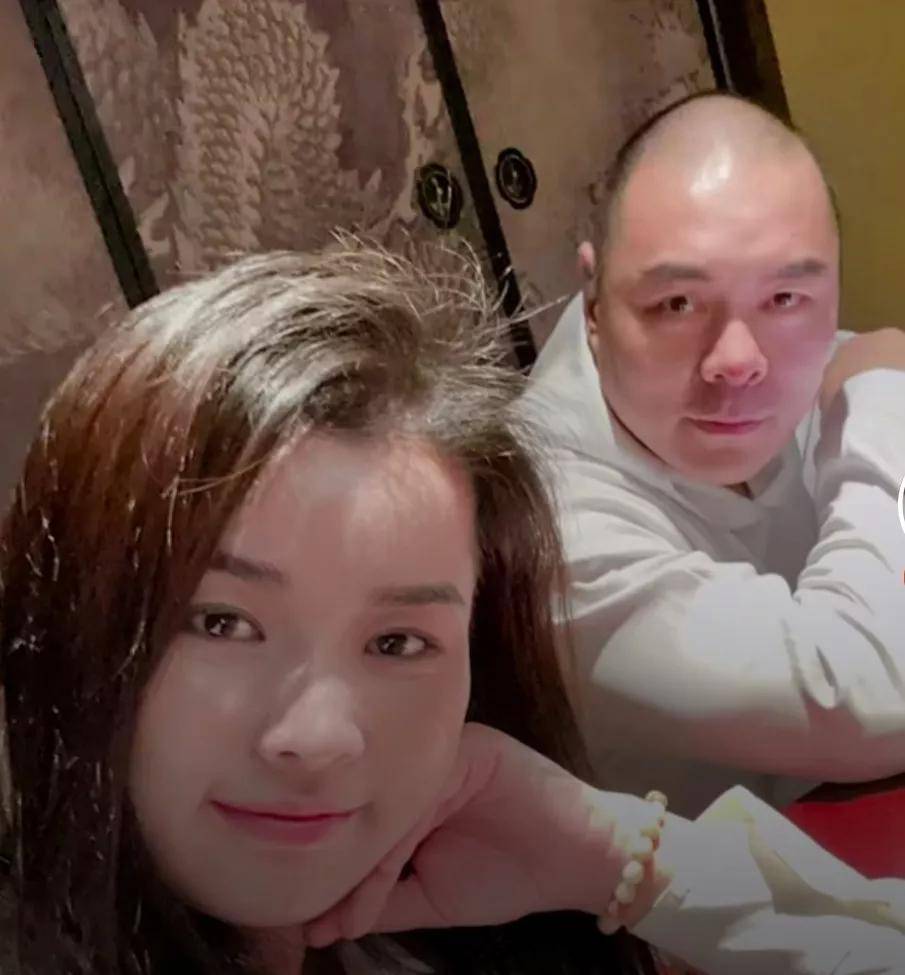 原创张志磊老婆曝光结婚照流出身高超泰森工作待遇好却有遗憾