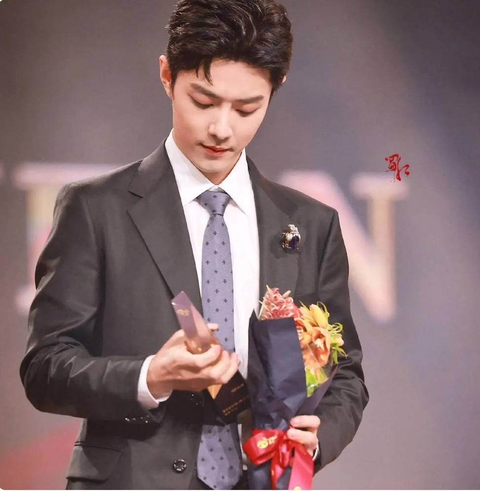 内娱流量排位表曝光肖战独占c位粉丝呼吁专注于各自偶像