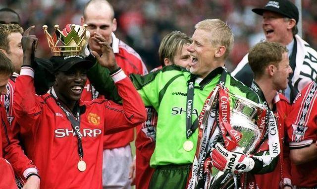 英超历史最佳门将:三位传奇守护者分庭抗礼_纳纳_切赫_范德萨