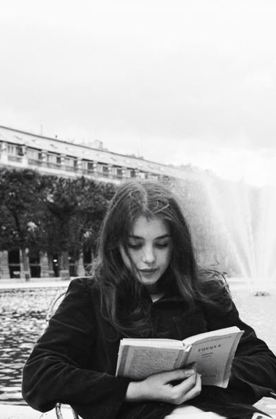 原创爱读书的女人才是最美的风景