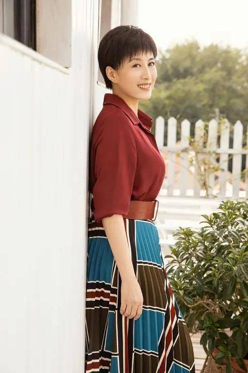 赵倩长得漂亮演技好出道30年零绯闻嫁小丈夫不生孩子很幸福