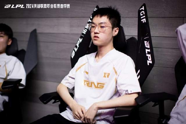 wbg锁定季后赛名额对阵ig小虎发挥成关键rng迎战水鬼lgd