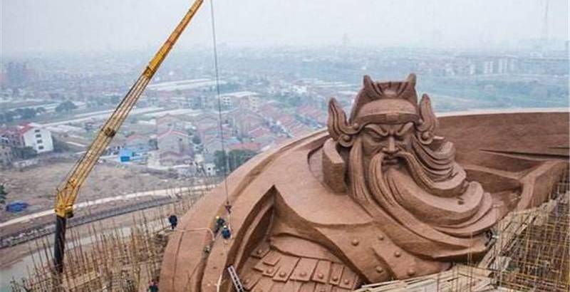 湖北荆州全球最大关公像是违建花15亿建成现或将面临拆除