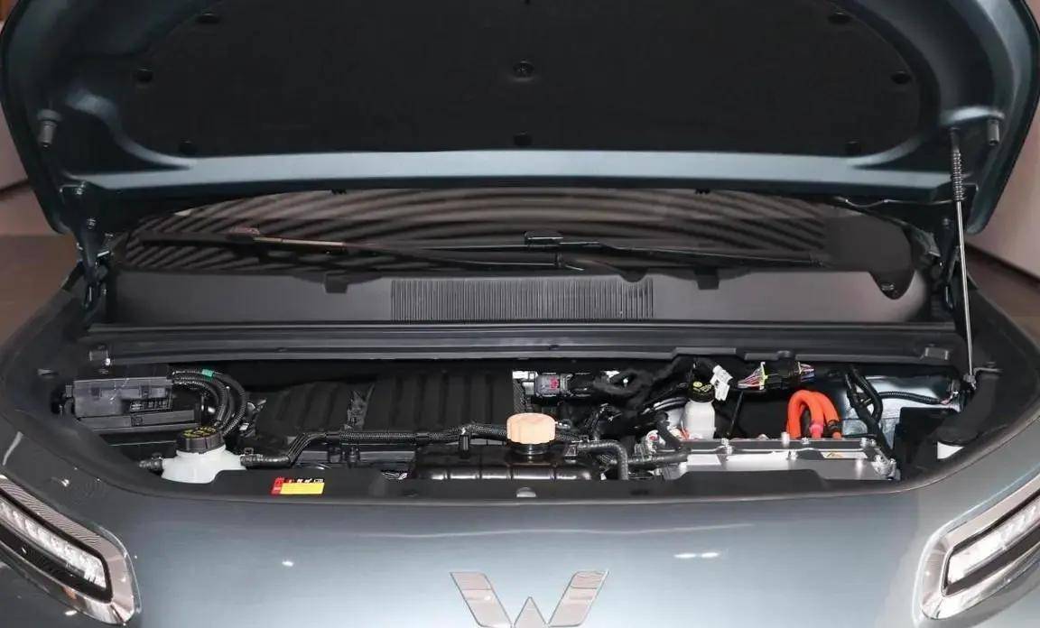 综合最大功率为136kw,综合峰值扭矩为320n·m,传动为单挡dht传动系统