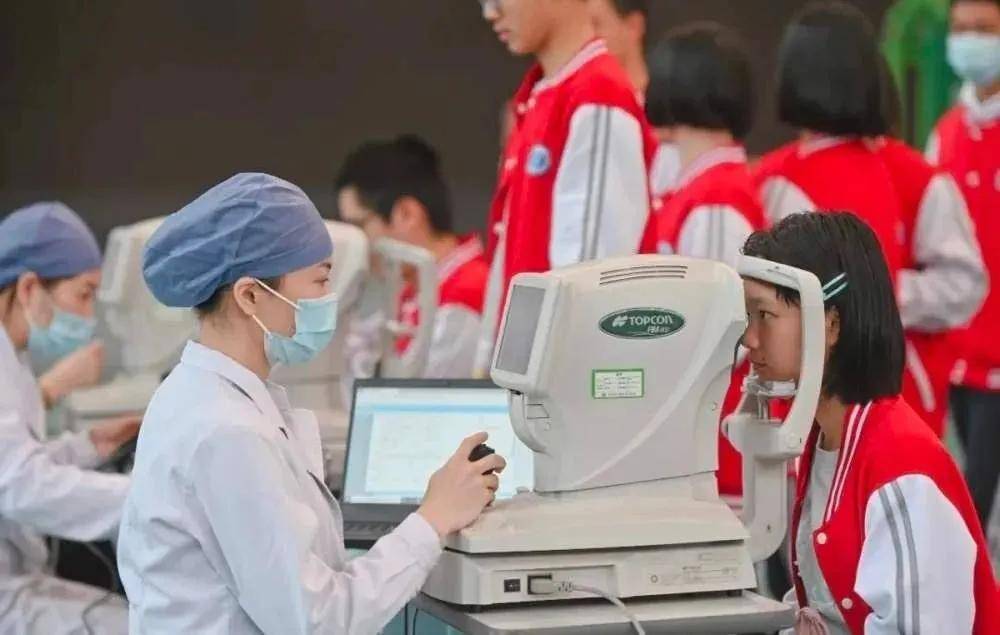 小学生近视率控制在30以下为了这个目标湖南采取六大行动