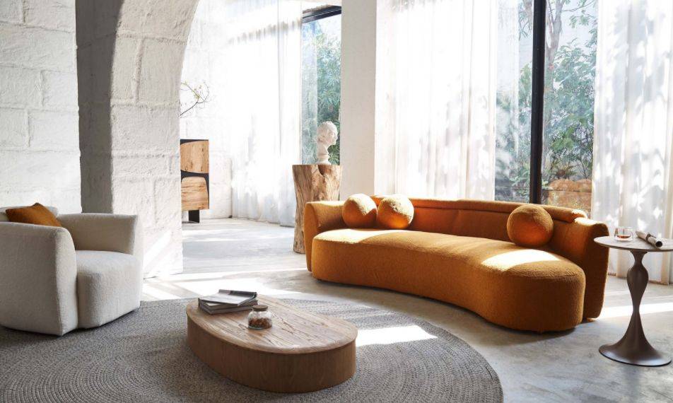 沙发尺寸与客厅空间:打造舒适家居的关键步骤—米兰软装