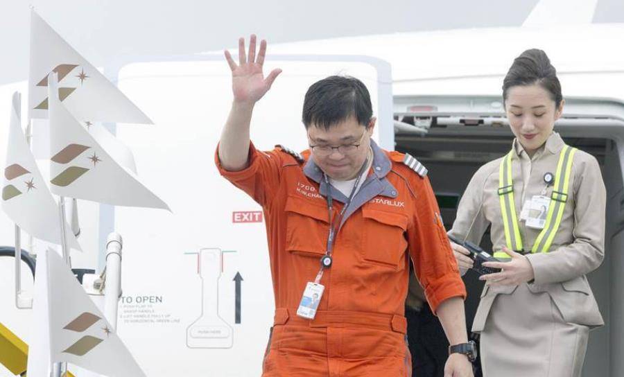 "海上皇帝"私生子:继承4000亿台币遗产,曾因空姐损失20亿台币_张国炜