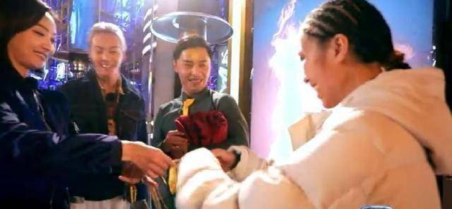 二次错失高手,鹿晗和王嘉尔的优柔寡断成致命弱点_陈伟霆_宋茜_结果