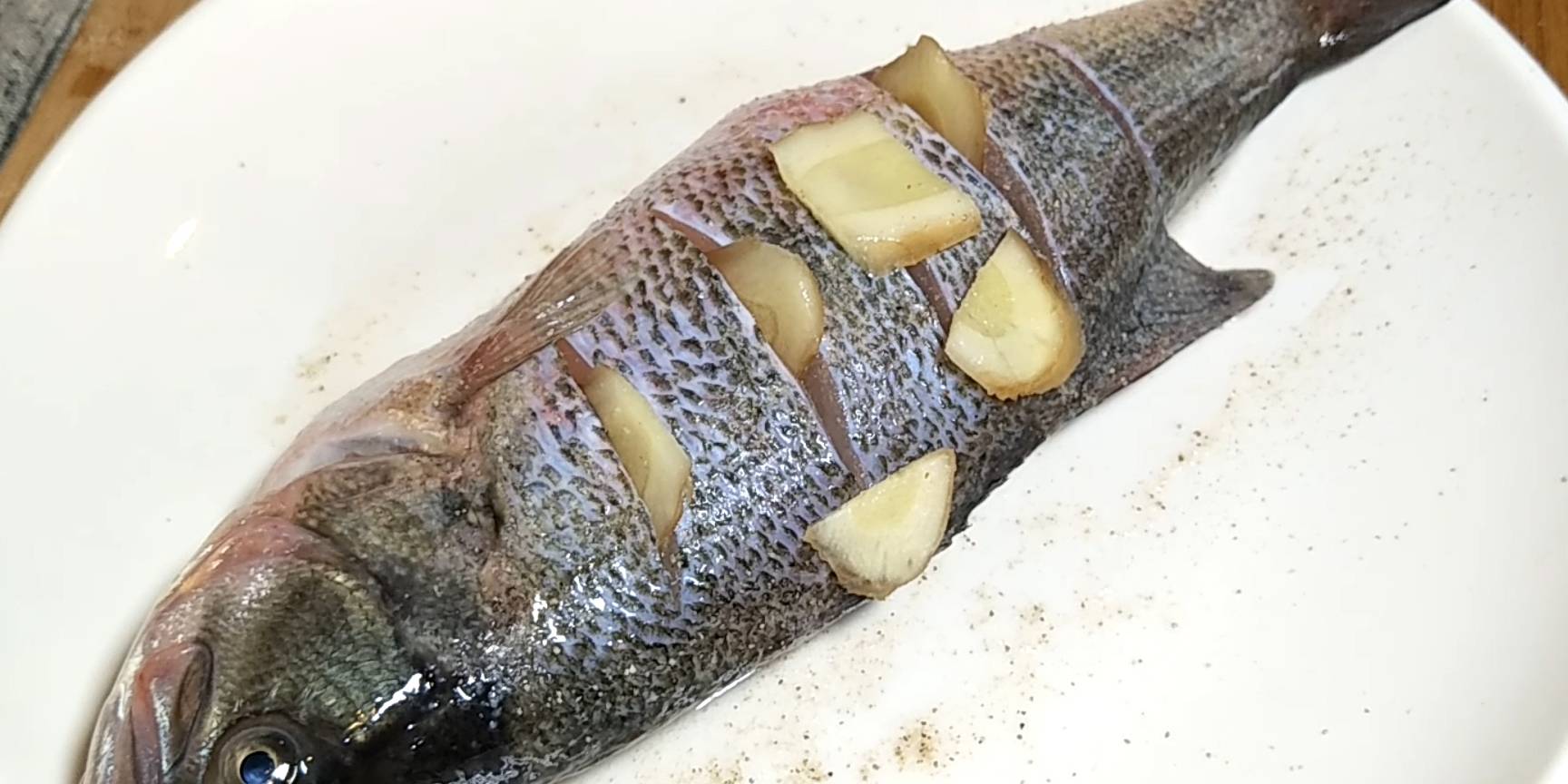 鲈鱼_汤汁_淡水鱼