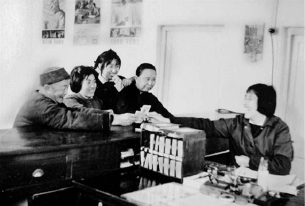 77年,江苏会计贪赃案,10年贪赃4万余元,徇私枉法最终判处死刑_汤兰英