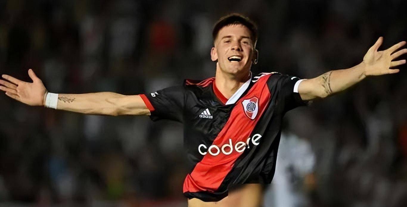 原创4500万锁新卡卡皇马秀了截胡巴萨揽16岁首发天才破阿