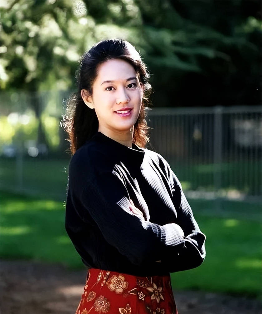 张纯如:揭露日军南京大屠杀暴行,曾遭日本右翼围攻,36岁饮弹自尽