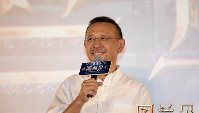 原创图兰朵热映姜文调侃与关晓彤爷孙变父女