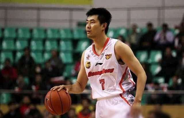 王仕鹏绝对是人生赢家!! 第一份2年赚了20万,广东队第