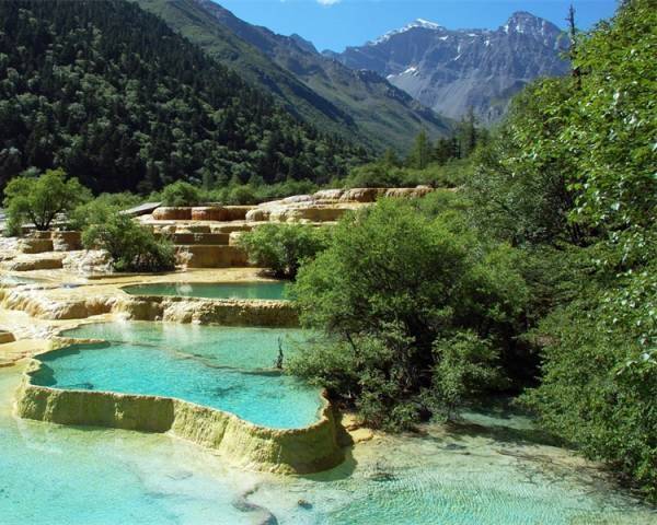 去四川旅游六天大概要多少钱 ,四川旅游跟团旅行社推荐,旅游景点推荐