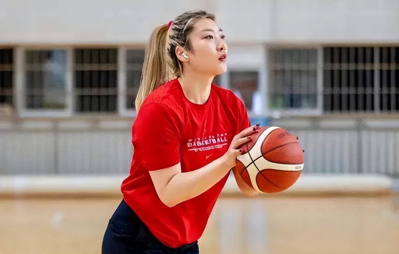 原创放弃两年合约李梦为巴黎奥运备战暂缓wnba神秘人之旅