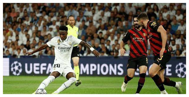 然而足球比赛充满变数,如今的皇马阵容得到了升级,新秀贝林