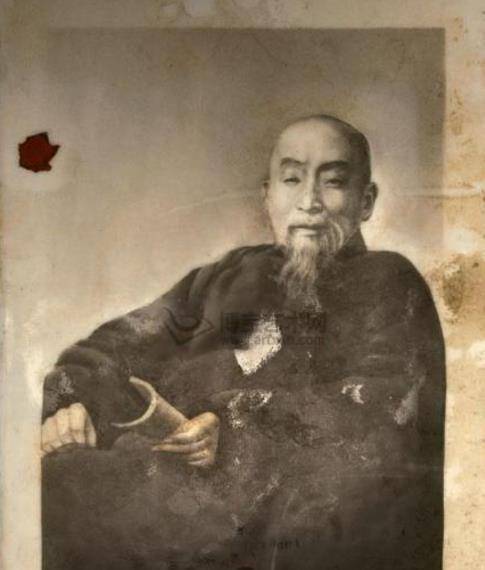 李莲英曾找此人测字,他断然说这是"两龙宾天"之兆_太炎_上海_先生