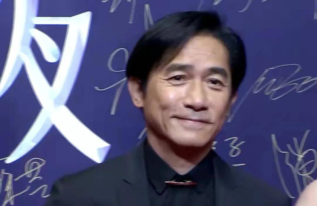 原创星动红毯都是大腕太轰动章子怡童瑶罕同台赵丽颖两套礼服帅气