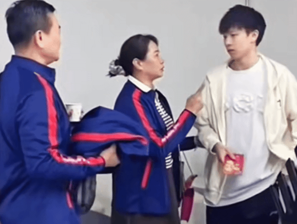 比赛_巴黎奥运会_马龙