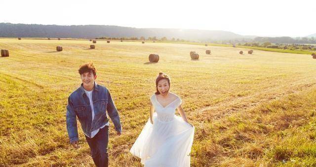 原创《我就是演员》的王阳公布与高斯的婚讯:蒋勤勤,任重等好友祝贺_