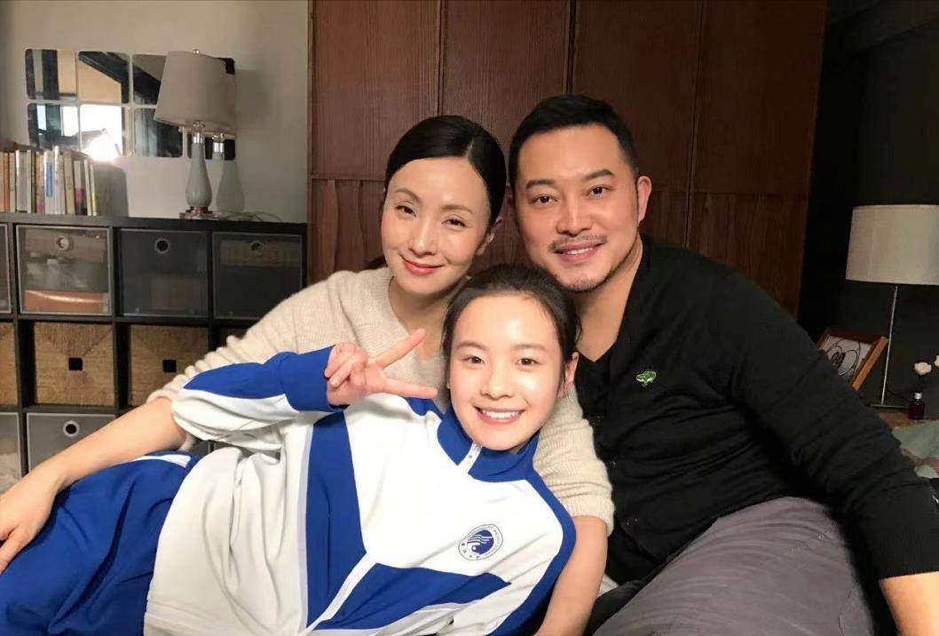 结婚19年,徐峥屡穿"桃色绯闻",陶虹:"肉体的事儿都不叫事"_张庭_猪