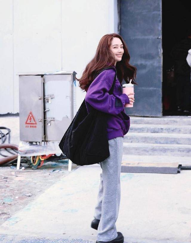 浪姐门面!40岁郭碧婷状态回到婚前时期,向佐直言跟她恩爱到极点