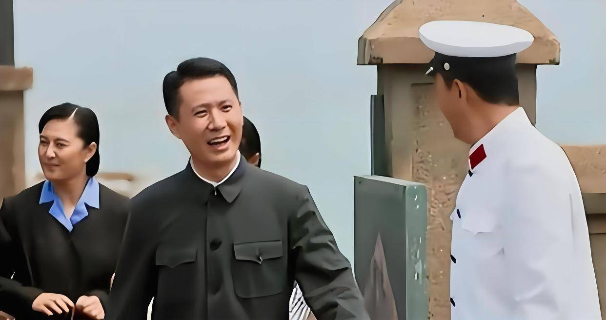 一直备受好评,此次在《父母爱情》里饰演安泰一角,据说当年也是孔笙