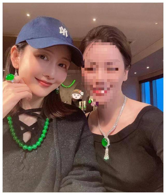 饰品_消息_刘恺威