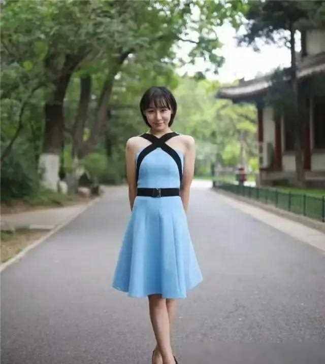 原创1米46奥运冠军退役后二次时尚成女神现与高大帅气男子幸福