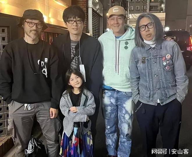 陈冠希邀请日本潮流教父藤原浩喝早茶显绅士风度点菜细致周到
