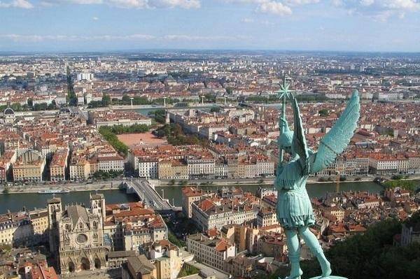 原创中法混血老太难忘中国初恋在法国单身55年83岁时两人喜结连理