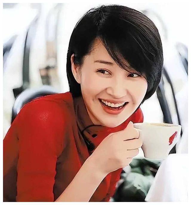 许晴55岁不婚不育,坦言过往,若爱依旧,或成为母亲,终感释然.