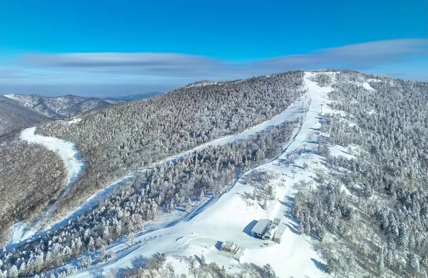 一汽奥迪携手atomicsalomon集聚冰雪赛道以突破拼搏精神决战雪山之巅