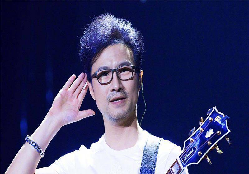 原创章子怡调侃汪峰马上发新歌了娱乐圈会有八卦吗