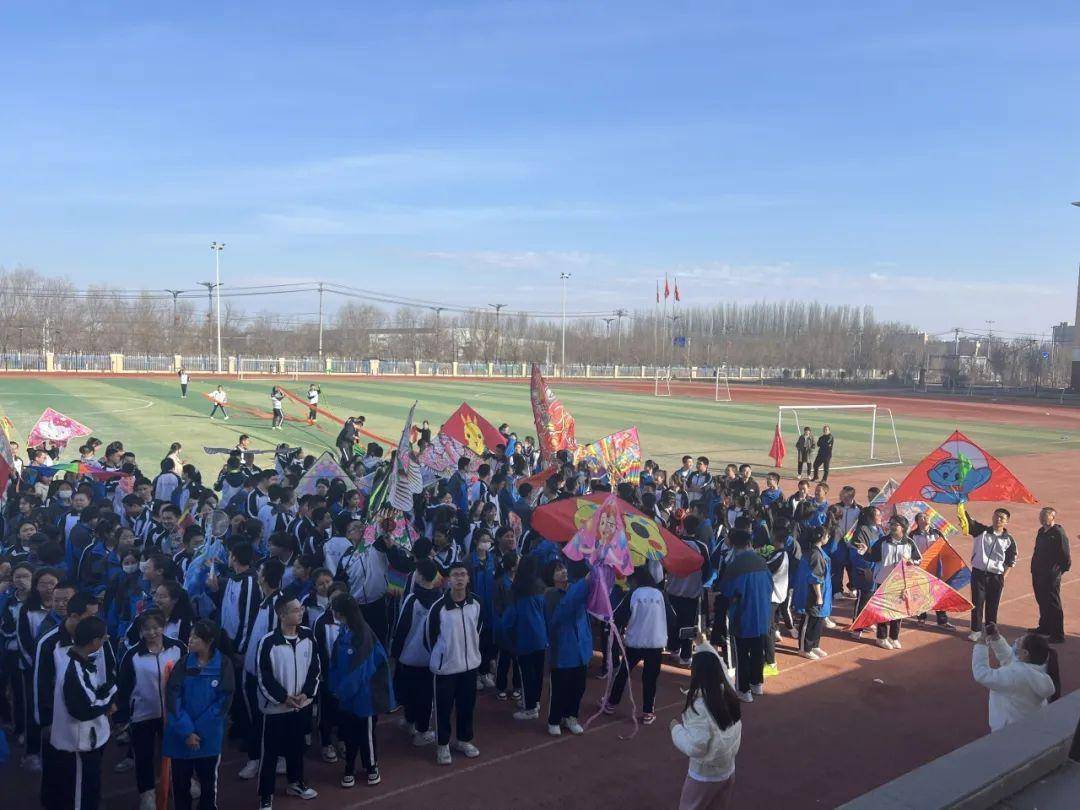 新疆兵团第六师五家渠第三中学:万物"筝"春 放飞梦想