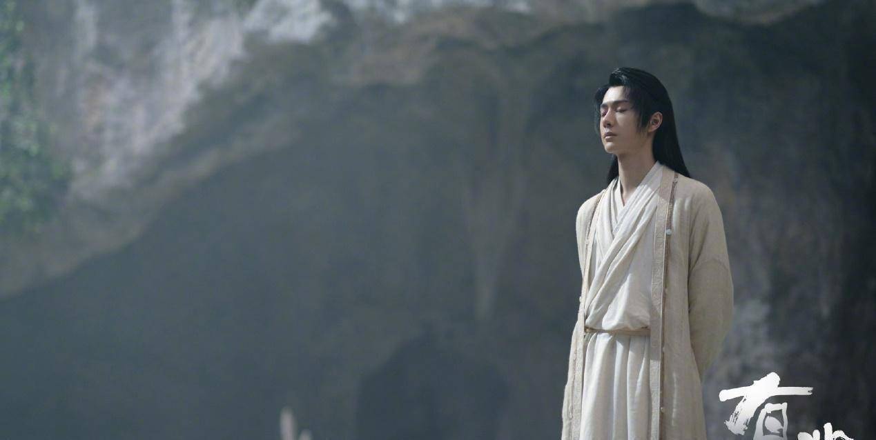 角色剧照发布,赵丽颖颜值依旧能打,小家子气服化引争议_王一博_造型