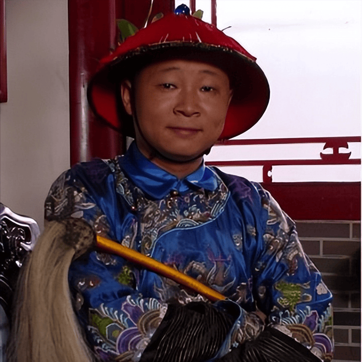 《康熙微服》演员近况:三德子养鸡,小桃红发福,宜妃变化最大_张国立