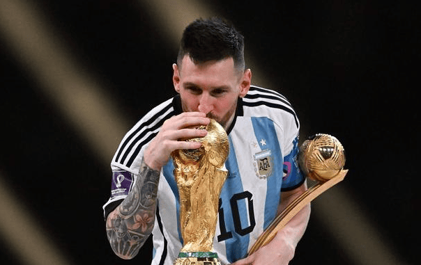 冲上热搜梅西世界杯夺冠照重返央视风波结束美洲杯有望转播