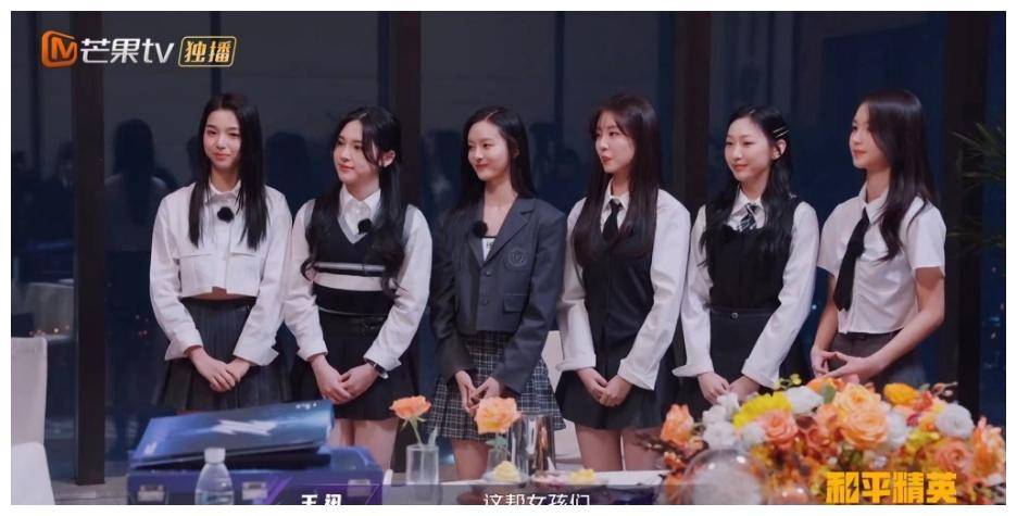 张艺兴原创综艺定档黄渤黄磊出镜力挺女团首亮相遭孟佳差评